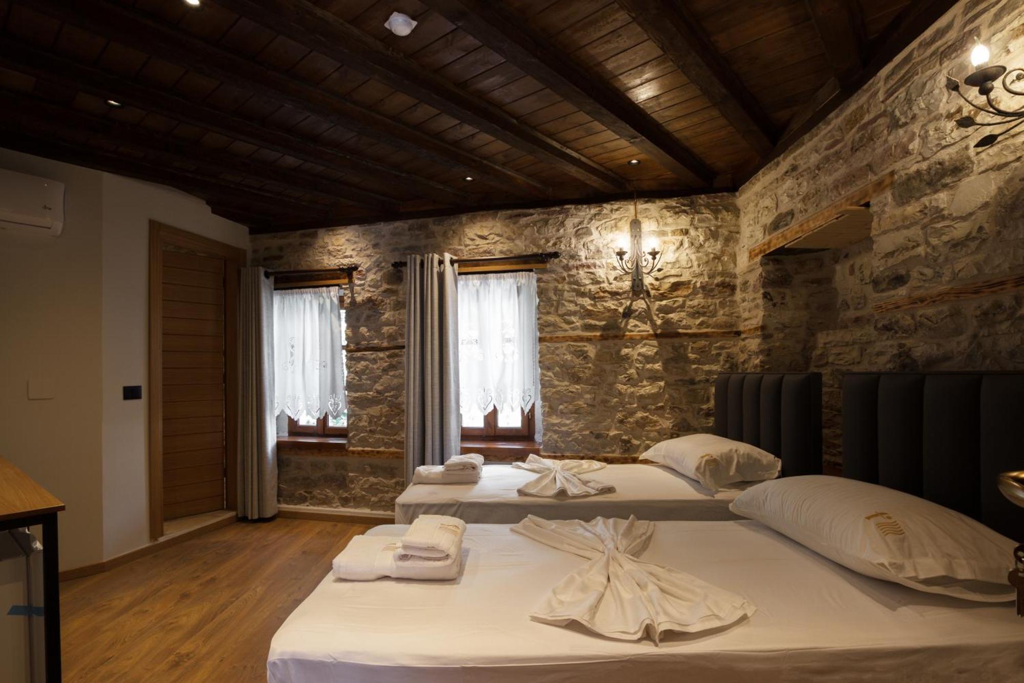 Furra Hotel Gjirokastër Exterior foto