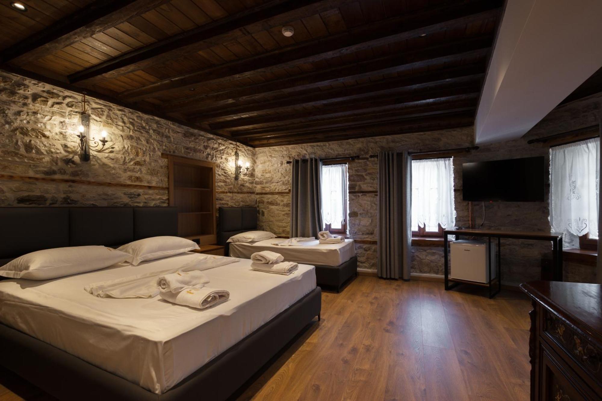 Furra Hotel Gjirokastër Exterior foto